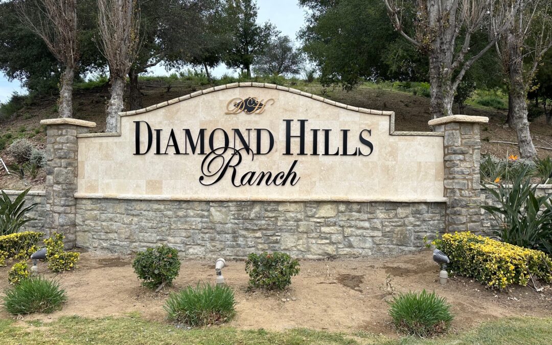Diamond Hills Ranch Community Monument Signs